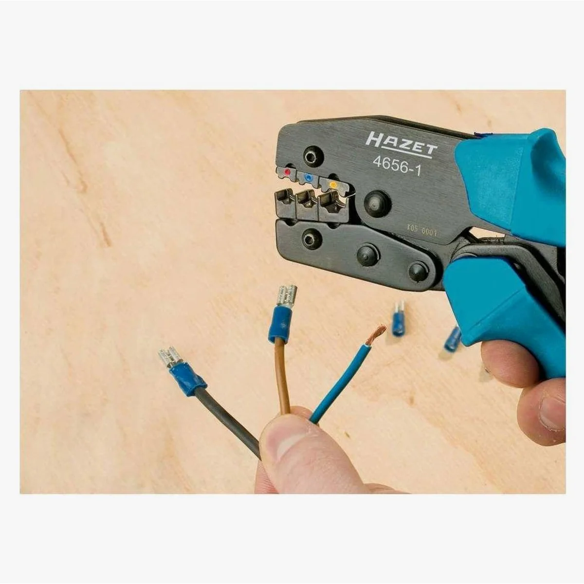 Hazet Crimpzange 4656-1, präziser Isolationscrimp, ergonomische Soft-Handgriffe 3