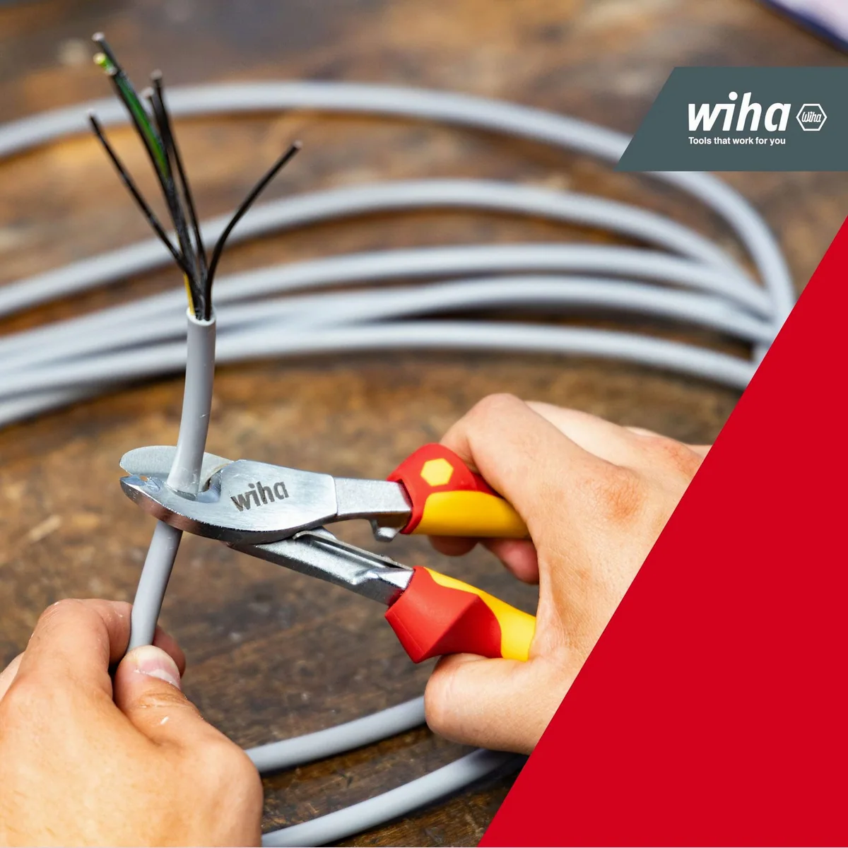 Wiha Seitenschneider, Ergonomischer Griff, VDE- und GS-geprüft — 1.000 V AC zugelassen 4